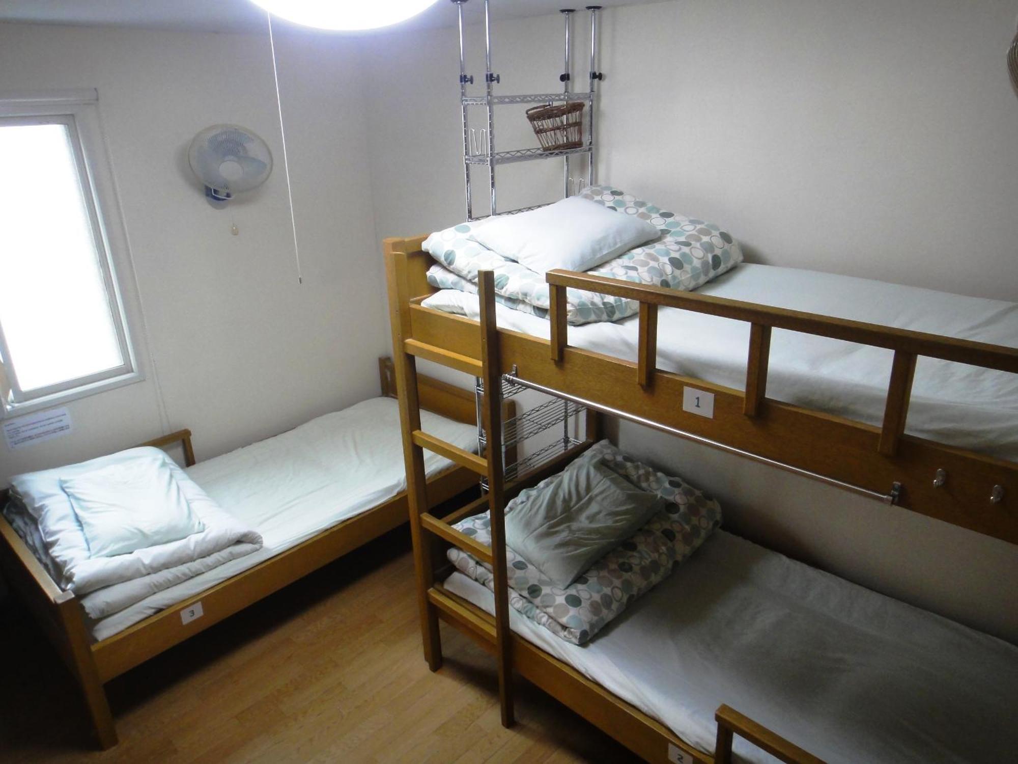 Backpackers Hostel Ino'S Place Sapporo Pokoj fotografie